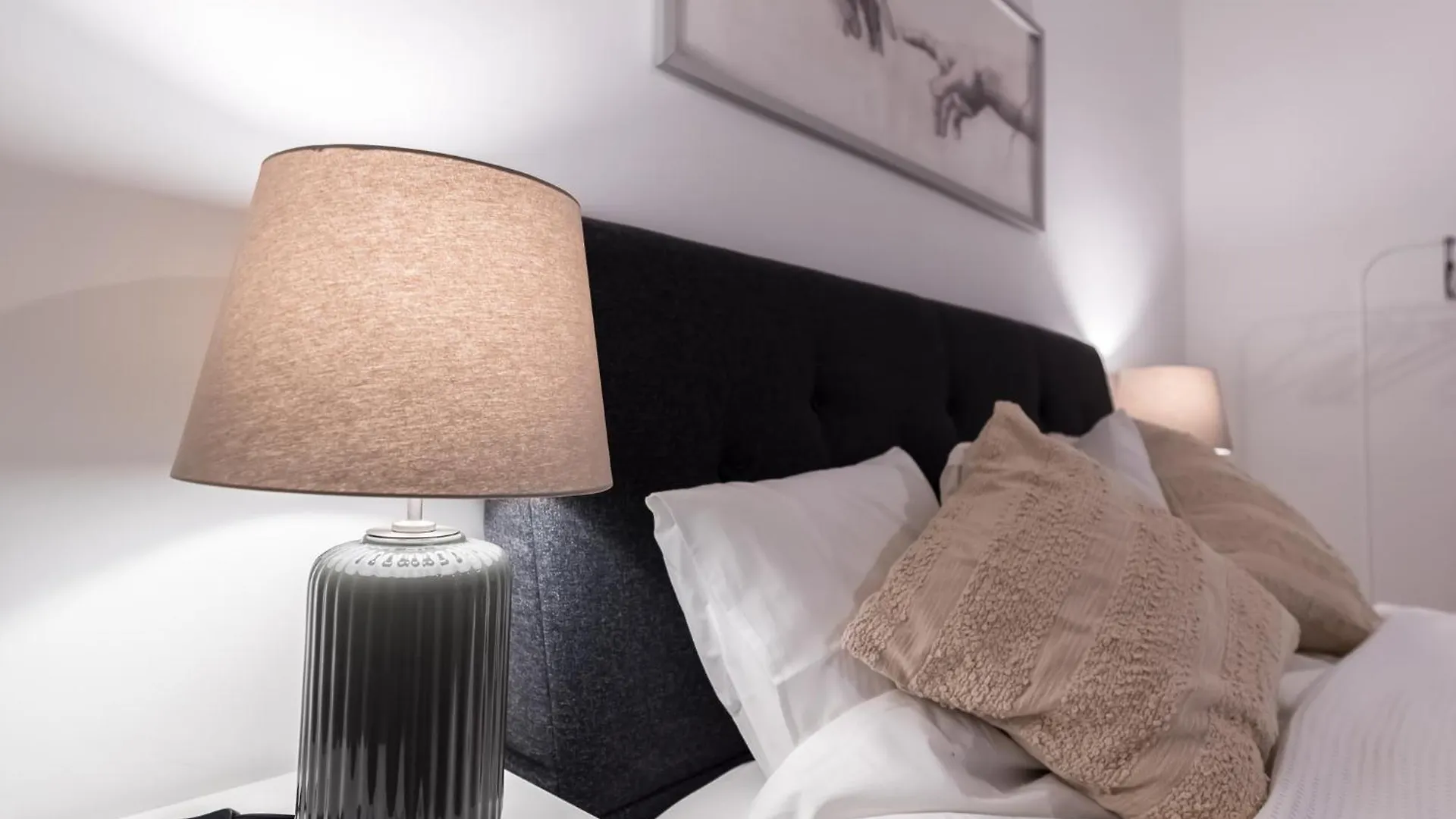 Gozsdu Court Bismarck Apartment Budapest