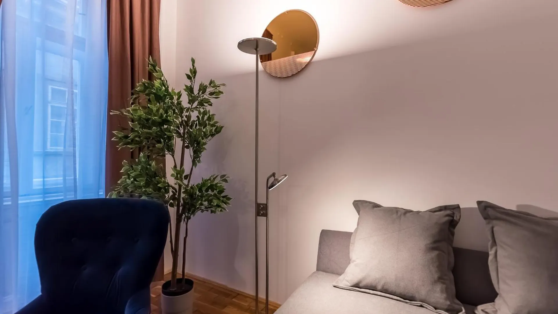 Gozsdu Court Bismarck Apartment Budapest